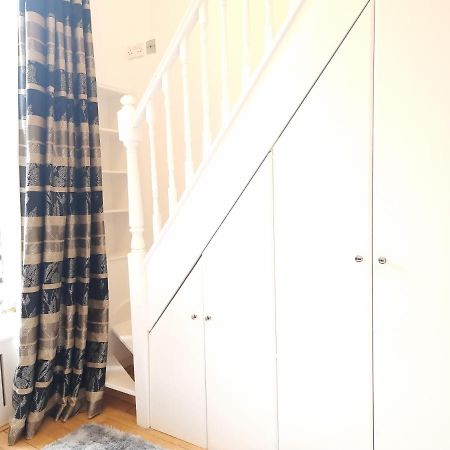 F8-Mezzanine 1St Floor Flat Fits 3 Near Paddington Apartment London Bagian luar foto